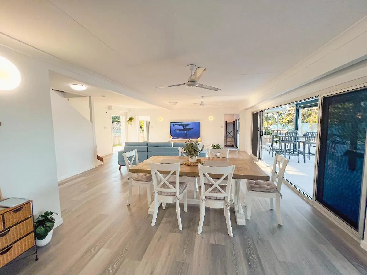 South Mission Beach Bella Luna Beach Front - 3 Bed אוסטרליה